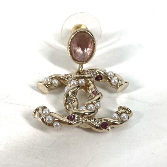 CHANEL Authentic Pink Pearl Logo Earrings - Picture 6 of 11